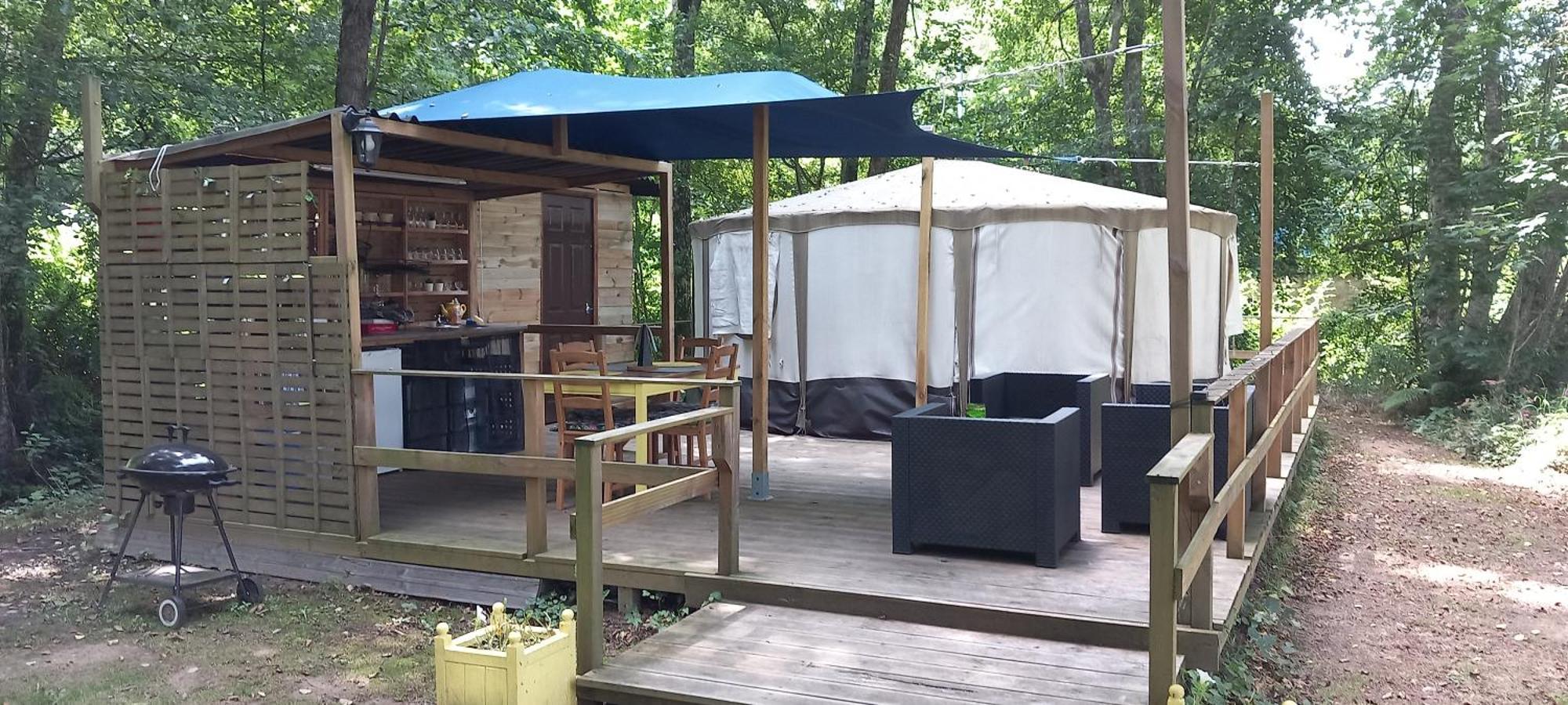 Отель Luxury Glamping @Moulin Des Forges Moutier-Malcard Экстерьер фото